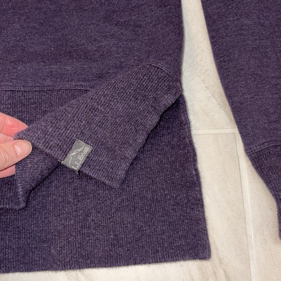 L.L.Bean (Size Small) Cozy Sweatshirt, Split-Hem- Darkest purple Heather - Picture 4 of 6
